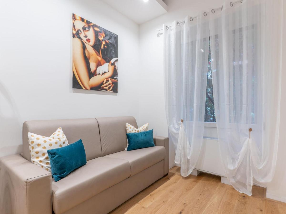 The Best Rent - Gorgeous One-Bedroom Apartment In Ticinese Milano Eksteriør bilde